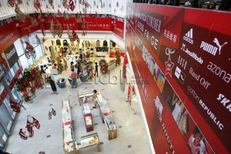 折扣與二手經濟 服裝營銷中的價格革命與百貨業挑戰